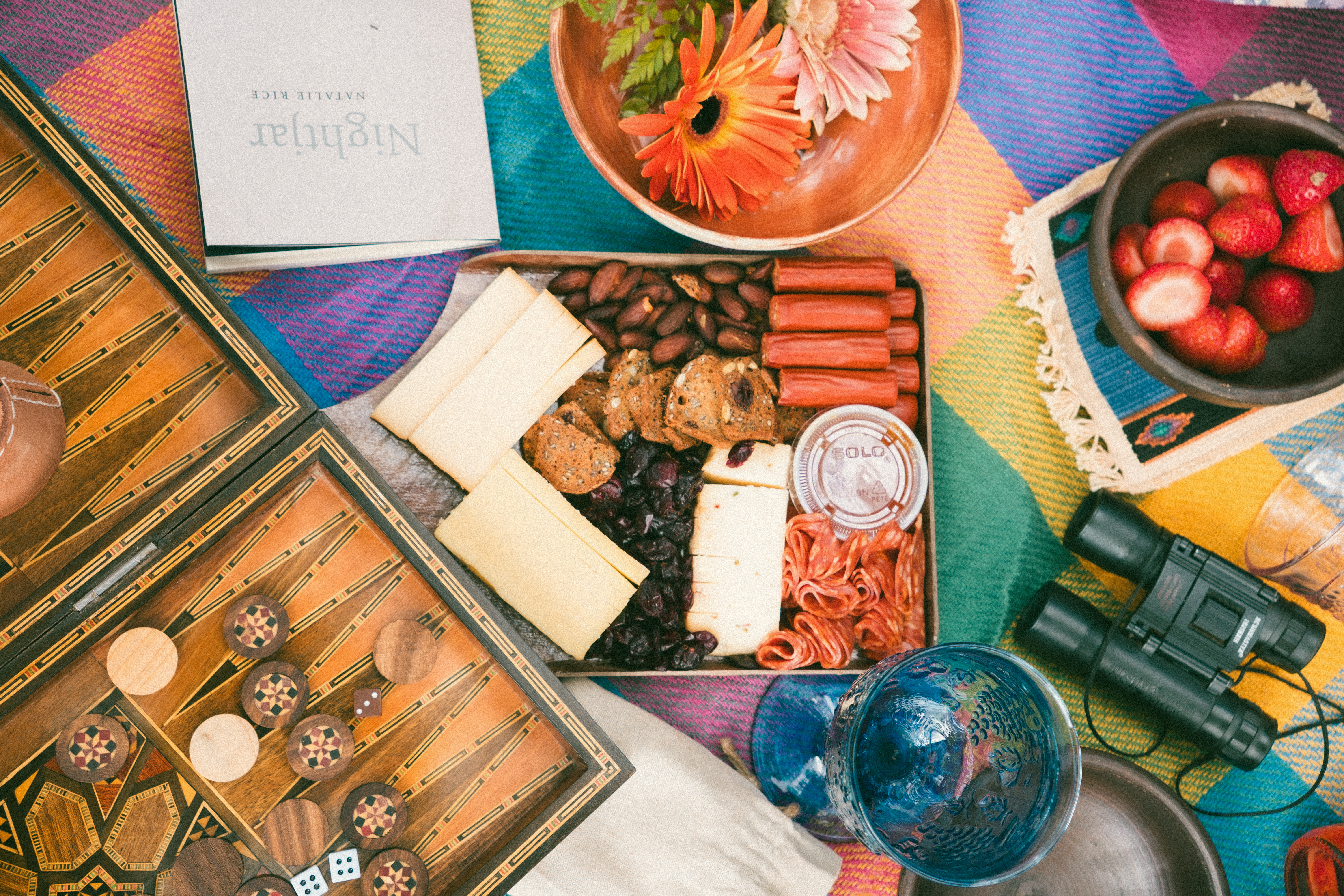 Banff Picnic Co guest enjoying a styled picnic